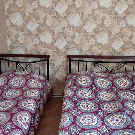 Guest House Medea Telavi Extérieur photo